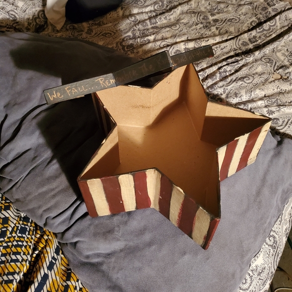 Primitive storage star - Picture 3 of 3